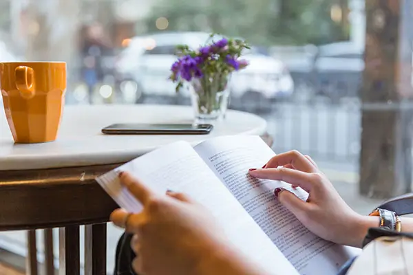 电脑连宽带需要用什么